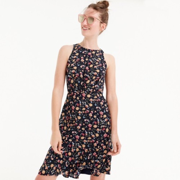 J. Crew Dresses & Skirts - J.Crew Mercantile Ruched Waist Dress Navy Floral